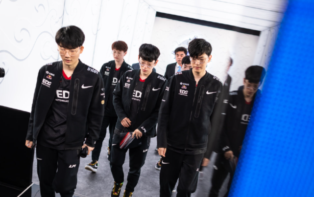 和强大的体 和强大的体