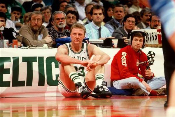 队在关键时 队在关键时