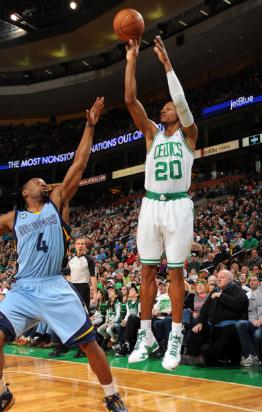 贯以专注比 贯以专注比