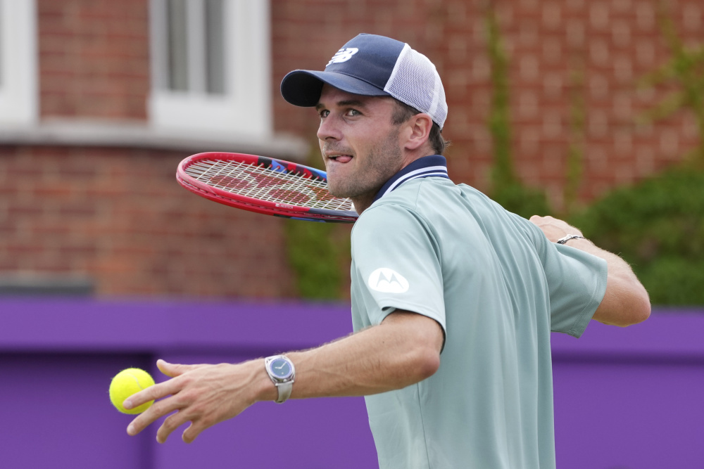 帆船运动是 帆船运动是